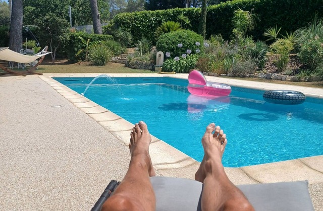 2 Bedroom Apartment in Du candeou