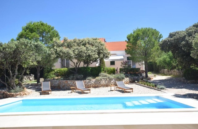 2-bedroom apartment with private terrace and shared swimming pool