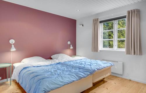 2 Bedroom Awesome Home In Dronningmølle