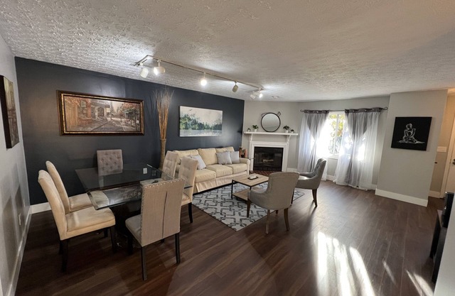 2-Bedroom Condo with Arcade Room, amazing location15min away from the Zoo or OSU