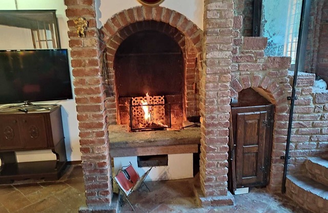 2 Bedroom Cottage in Cormano