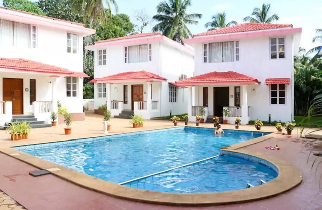 2 Bedroom Duplex villa in Vagator with pool