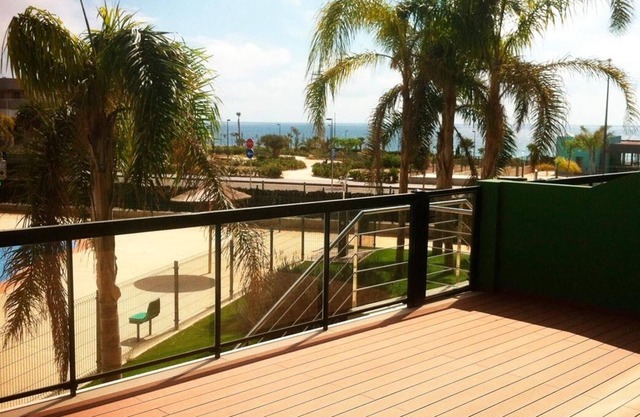 2 bedroom apartment on the 1st line of the sea and community pools.