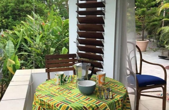 2 bedroom Garden Apartment with a/c balcony fully equipped =