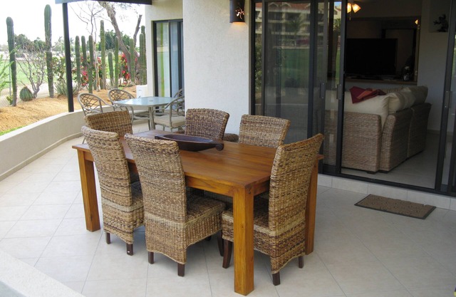 2 Bedroom ground floor condo on the 4th hole of the Mayan Palace golf course