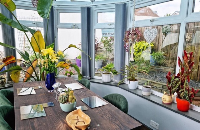 2 Bedroom Home in St Austell Bay