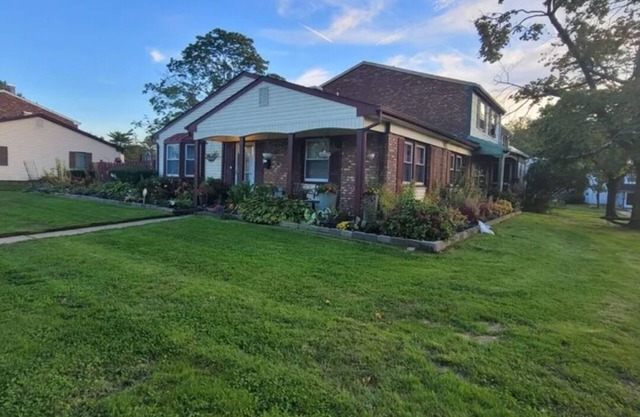 2 bedroom, host up to 5 people, willingboro 2 bedroom