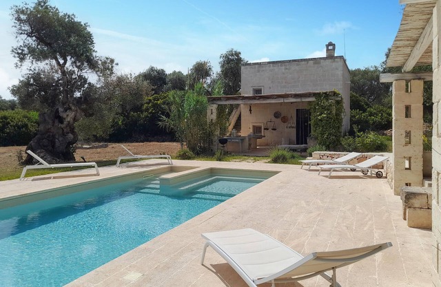 2 bedroom lovely home in Ostuni