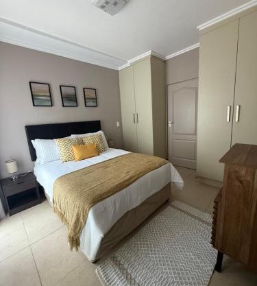 2 bedroom Marina Bay Apartment 207