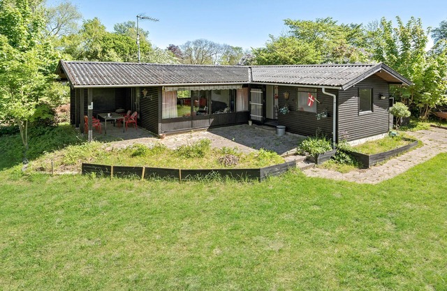 2 bedroom nice home in Kirke Hyllinge