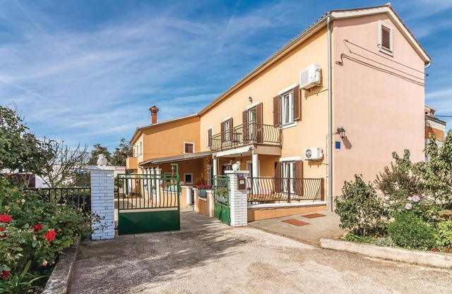 2 bedroom stunning apartment in Pula