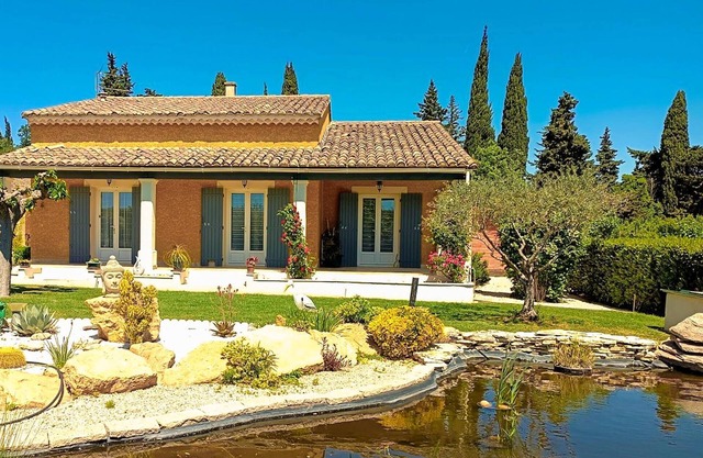 2 bedroom stunning home in Sarrians