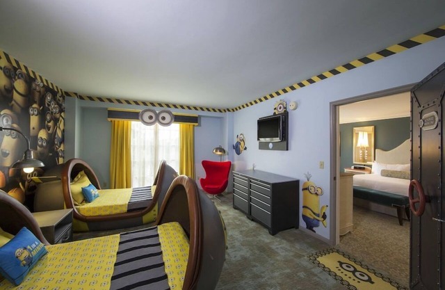 2-Bedroom Suite at a 4⭐️ Hotel