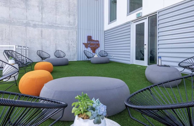 2-bedroom Suite in Charming Austin with Rooftop Pool!