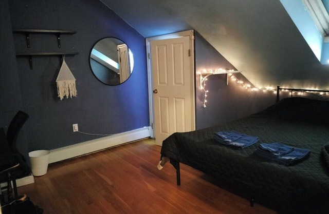 2-BR apt in Cambridge, close to Harvard/MIT
