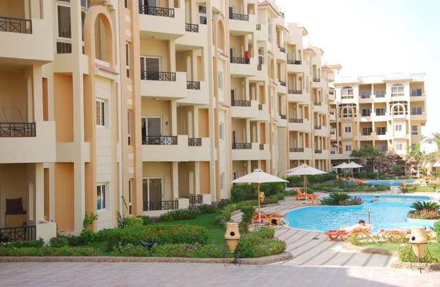 2-BR Sea-View Apartment in Sahl-Hasheesh, Hurghada