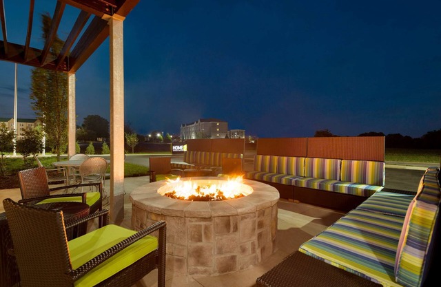 2 Connecting Suites at a Hotel