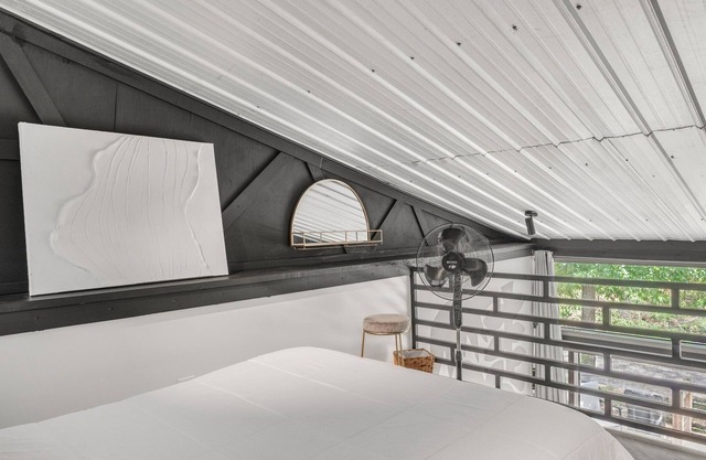 2 Mi to MSU | Tiny Home w/Deck + Forest Views