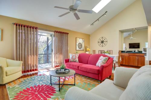 2 Mi to Ocean Rehoboth Beach Condo with Pool Access