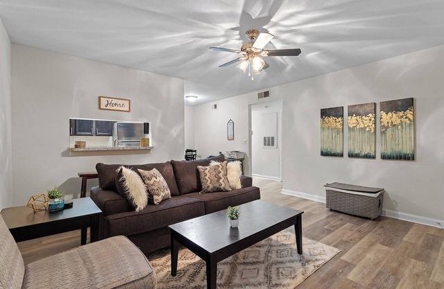 2 miles from UNC Campus & Hospital. Fitness center, clubhouse, pool & dog park!