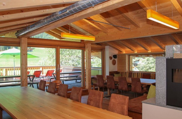 2 nights - Alpine Chalet Large