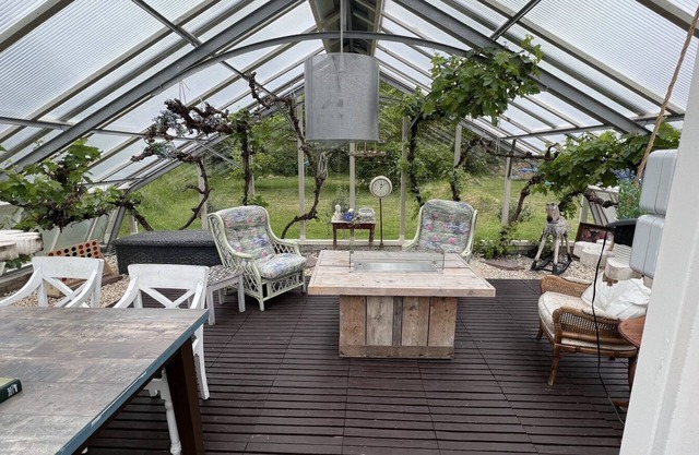 2-person detached holiday home in Ouddorp