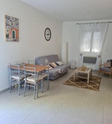 2 pièces rez-de-chaussée Mandelieu