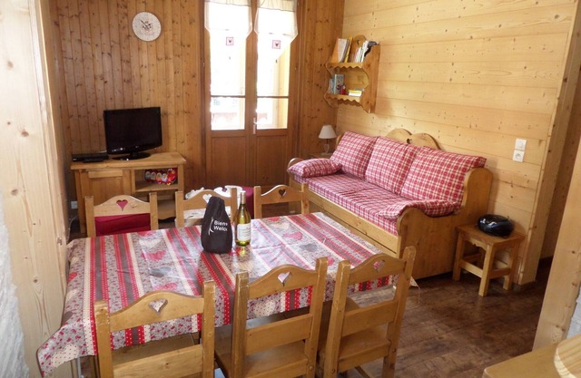 2 Room apartment 45 m² for 4 to 12 persons for seasonal rental in Samoens (74)
