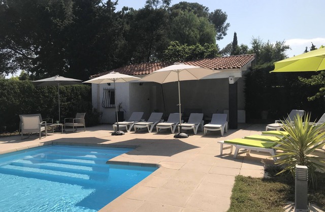 2 room apartment of 45m2 in villa St Raphael Boulouris