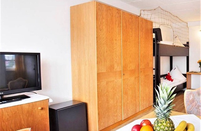 2-room family room with WC and shower for max. 4 people