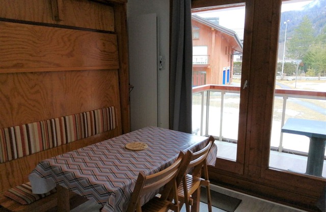 2-Star Studio for 4 in Les Hameaux du Lay, 200m from Ski Lifts