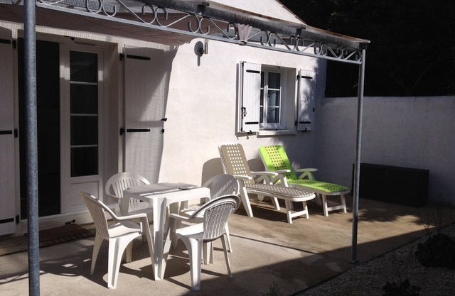 2-star house in a quiet, relaxing area