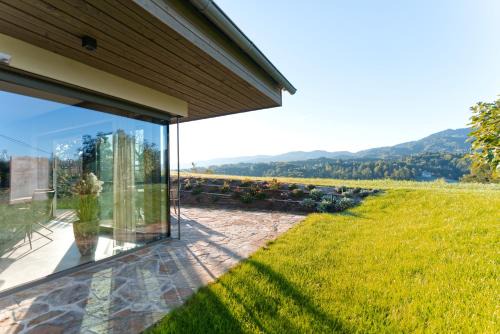 2 stilvolle Ferienhäuser Südsteiermark ruhige Lage top Aussicht & Wallbox