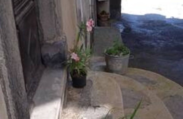 20 minutes from Serre Ponçon, ideal for summer walks or winter skiing.