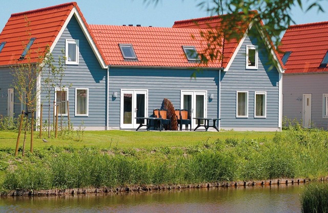 20-person group accommodation