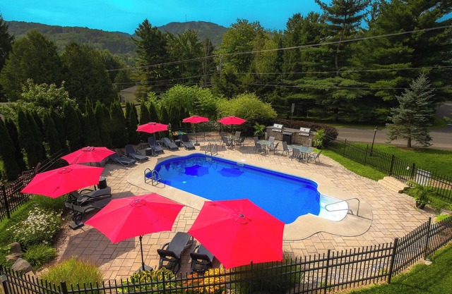 201 Champlain Bromont condo with CITQ mountain view # 248253
