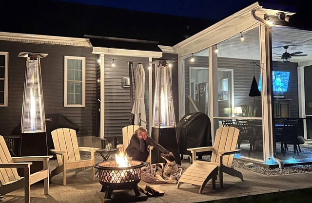 2024 Belmont Stakes Rental - 3 Bedroom - Pool - Screened in Porch