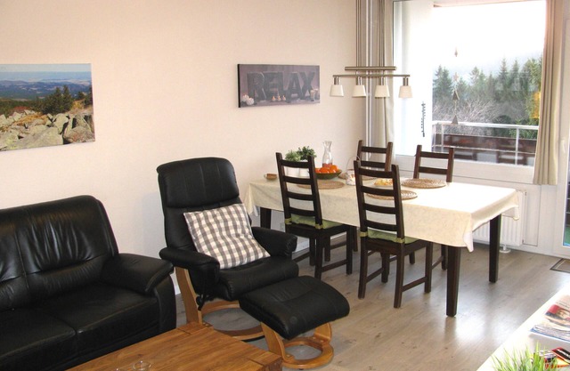 2025 renovated apartment up to 4 pers. * WLAN * view * new kitchen