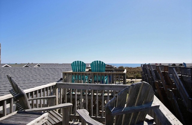 21 Sandcastle Studio Bedroom Condo by RedAwning