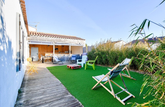 240m from beaches - House with garden for 12