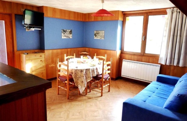 250m from ski lifts, Ground floor, terrace, parking, tv, ski locker, 40m², Arêches-Beaufort