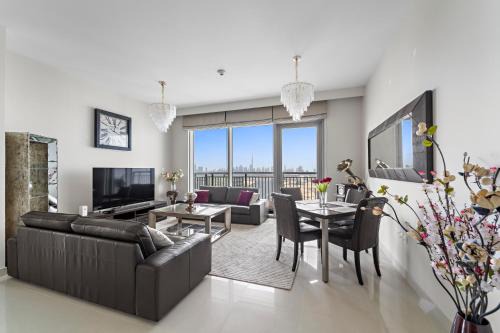 2BR Harbour Views T1, Creek View