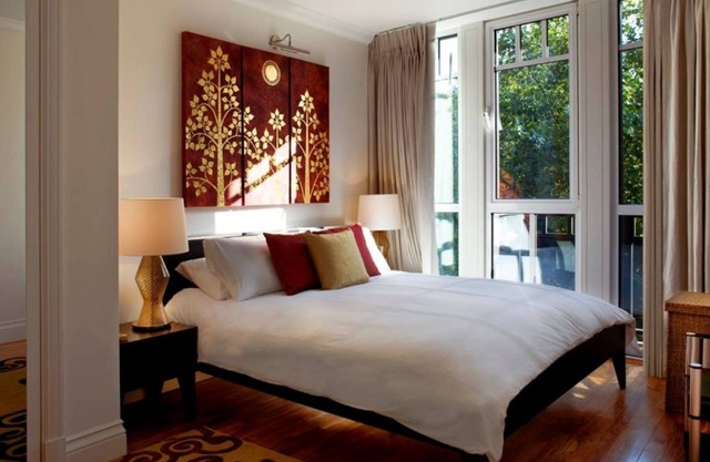 2BR London’s City of Westminster Apartment