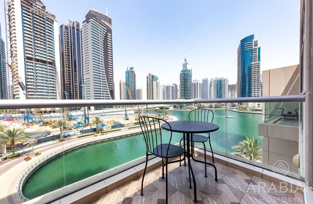 2BR Spacious Villa - Dubai Marina