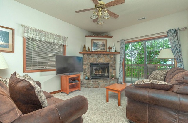 2BR Village At Indian Point 601 near SDC-Free Tickets Daily up to $500 Value