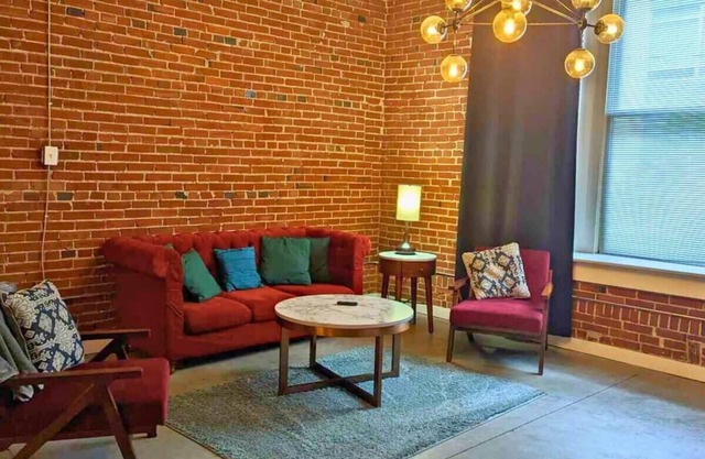 2BR with W&D Mins To Americas Ctr STL Downtown