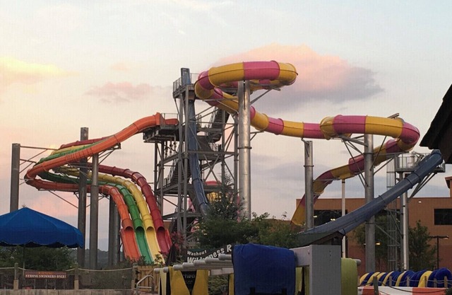 2BR Wyndham Great Smokies Lodge @ Wilderness Waterpark