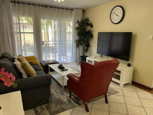 2c - 4 No load shedding 2bed 2bath with garden