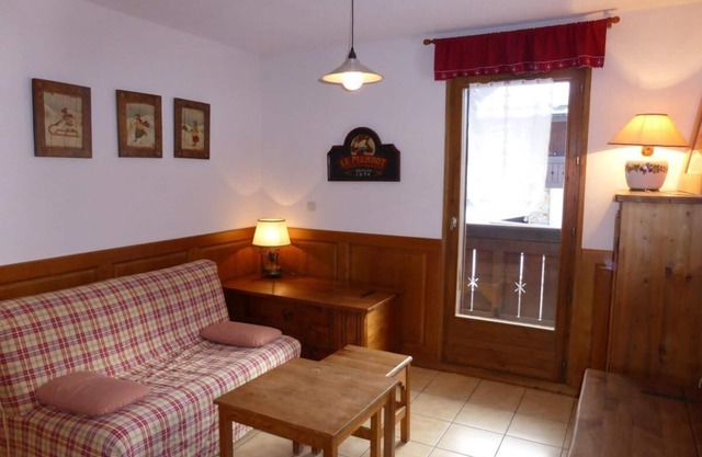 2nd floor, balcony, parking, tv, ski locker, 35m², Les Contamines-Montjoie