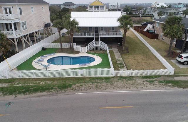 2nd row, Private Pool, Putting Green Direct Beach access, Resort Package.